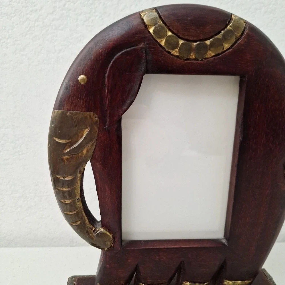 PIER ONE Elephant Carved Wood Picture Frame Figurine 11